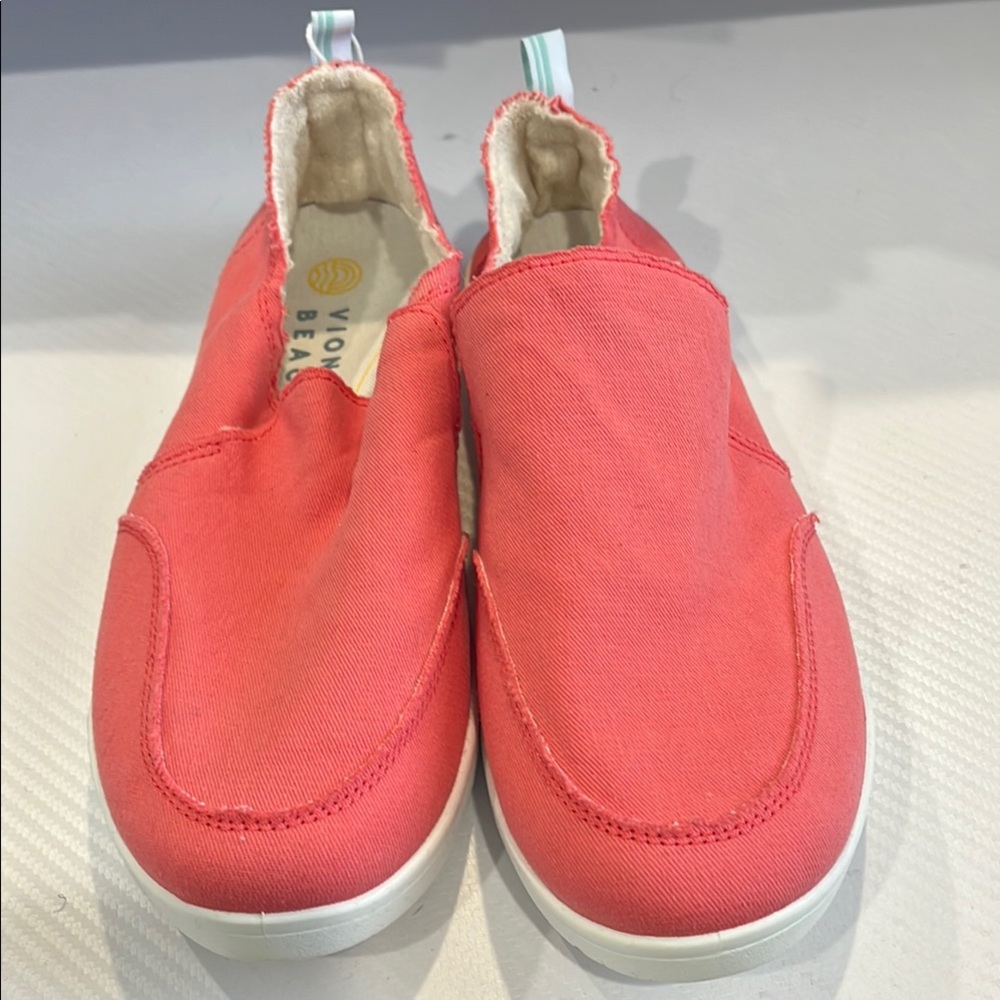 NWT Vionic Beach Malibu loafers 8.5